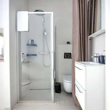 Cozy Near The Eiffel Tower * פריז